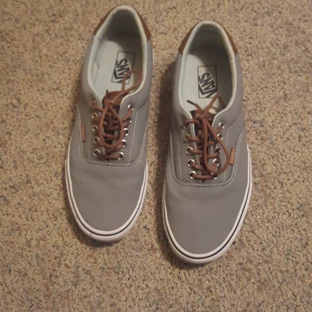VANS SHOES - Picture 2 of 5